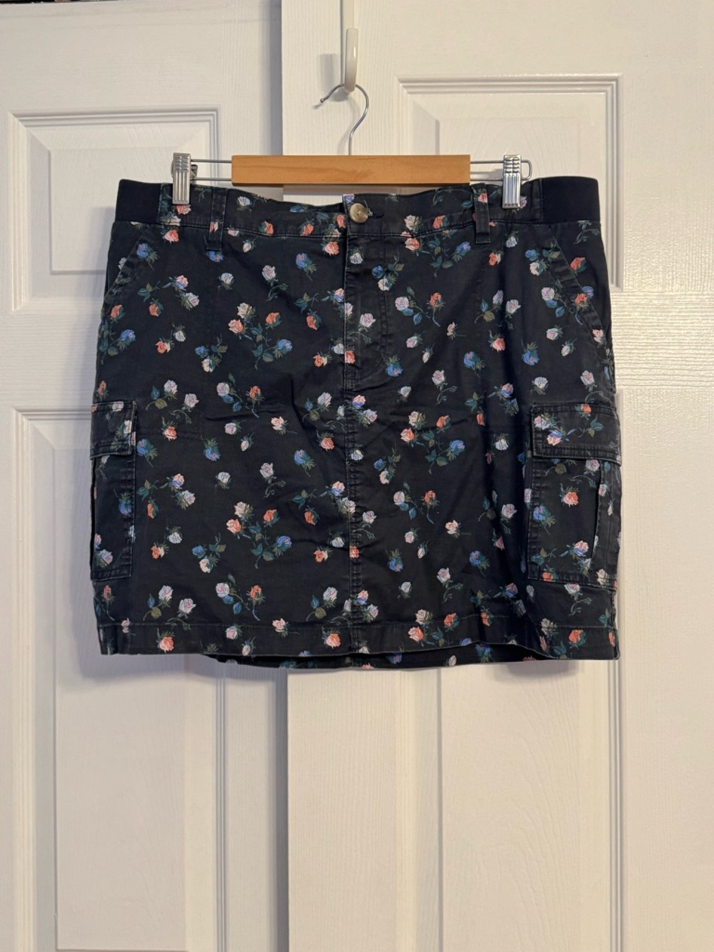 Lee Navy Floral Print Mid Rise Regular Fit Cotton Skirt Size 16 NWOT